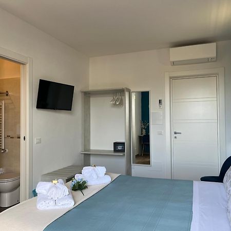 Porta Alla Croce Guest House Florencia Exterior foto